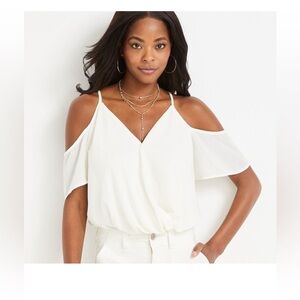 Maurices Ivory Cold Shoulder Flowy Bodysuit Blouse Size Extra Large